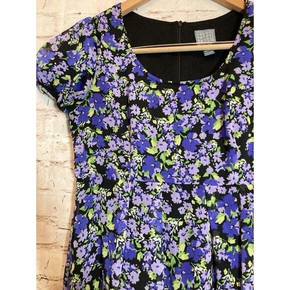 Rabbit Babydoll Dress Womens 8 Purple Floral Short Sleeve Flowy Fit & Flare - Picture 5 of 15